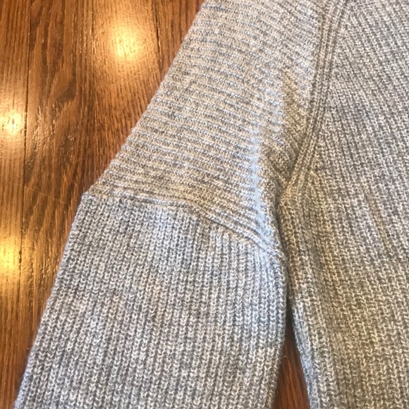 Lucky grey sweater - Picture 4 of 4